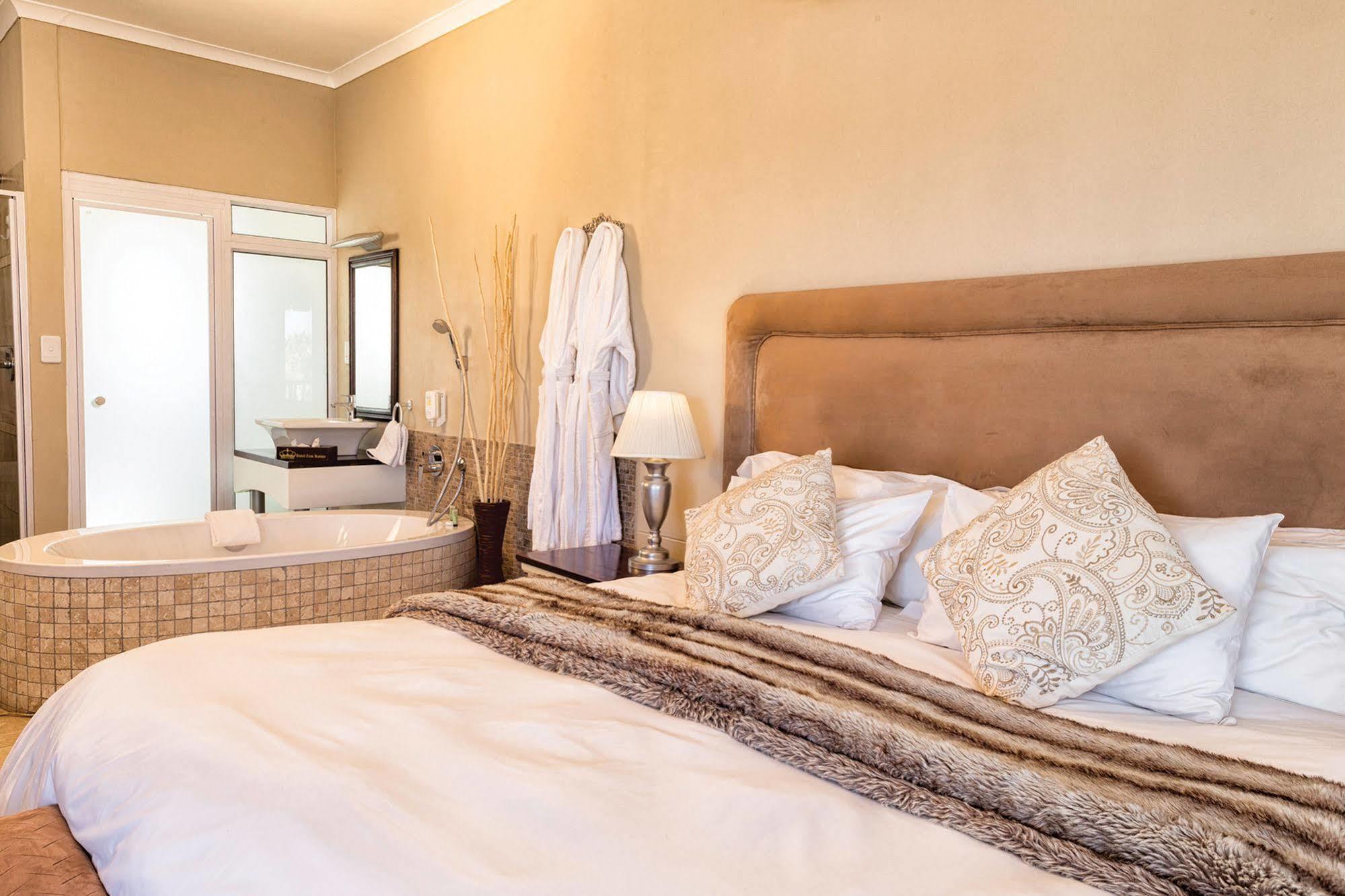 Hotel Zum Kaiser سواكوبموند المظهر الخارجي الصورة